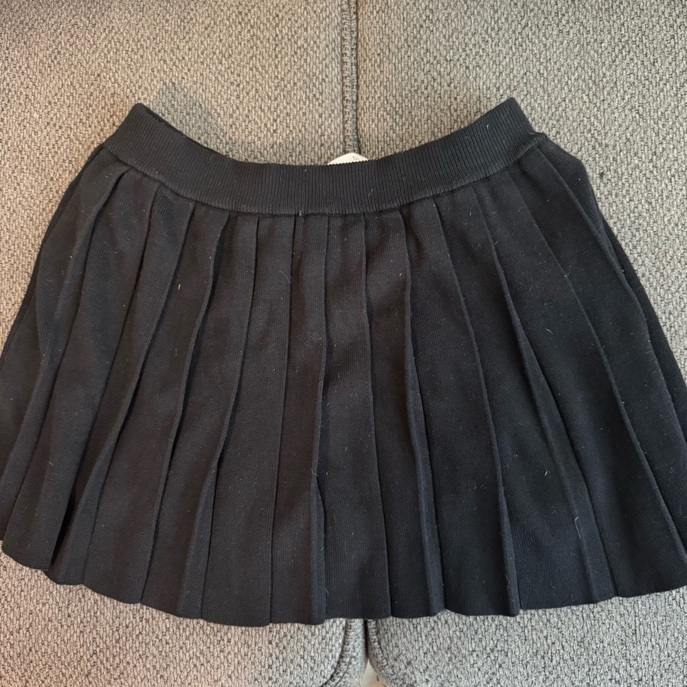 Daisy Black Mini Pleated Skirt